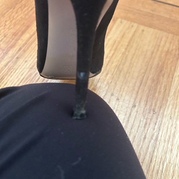 Gianvito Rossi Black suede pumps heels AS IS 38 - Picture 9 of 10